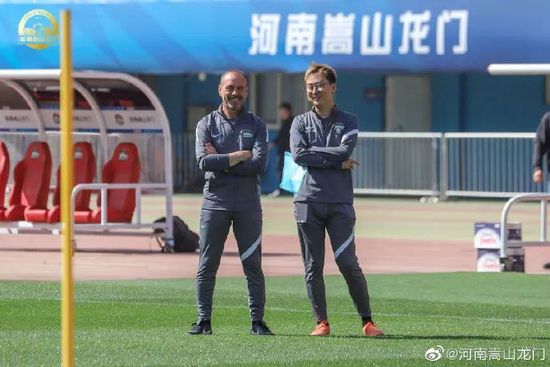 激情五月黄色