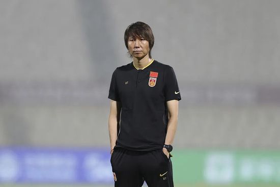 教师和女学生